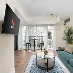 All Inclusive Townhome Apartment In Amazing Location