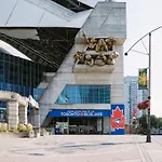 Premium 2-Bedroom With Cn Tower & Lake Views