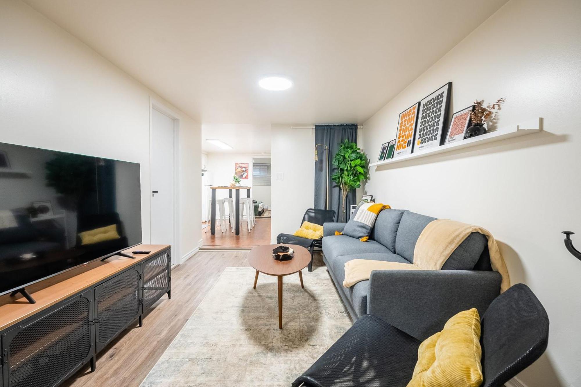 Modern 2br Apt - Close To Trinity Bellwoods Park Apartment Toronto
