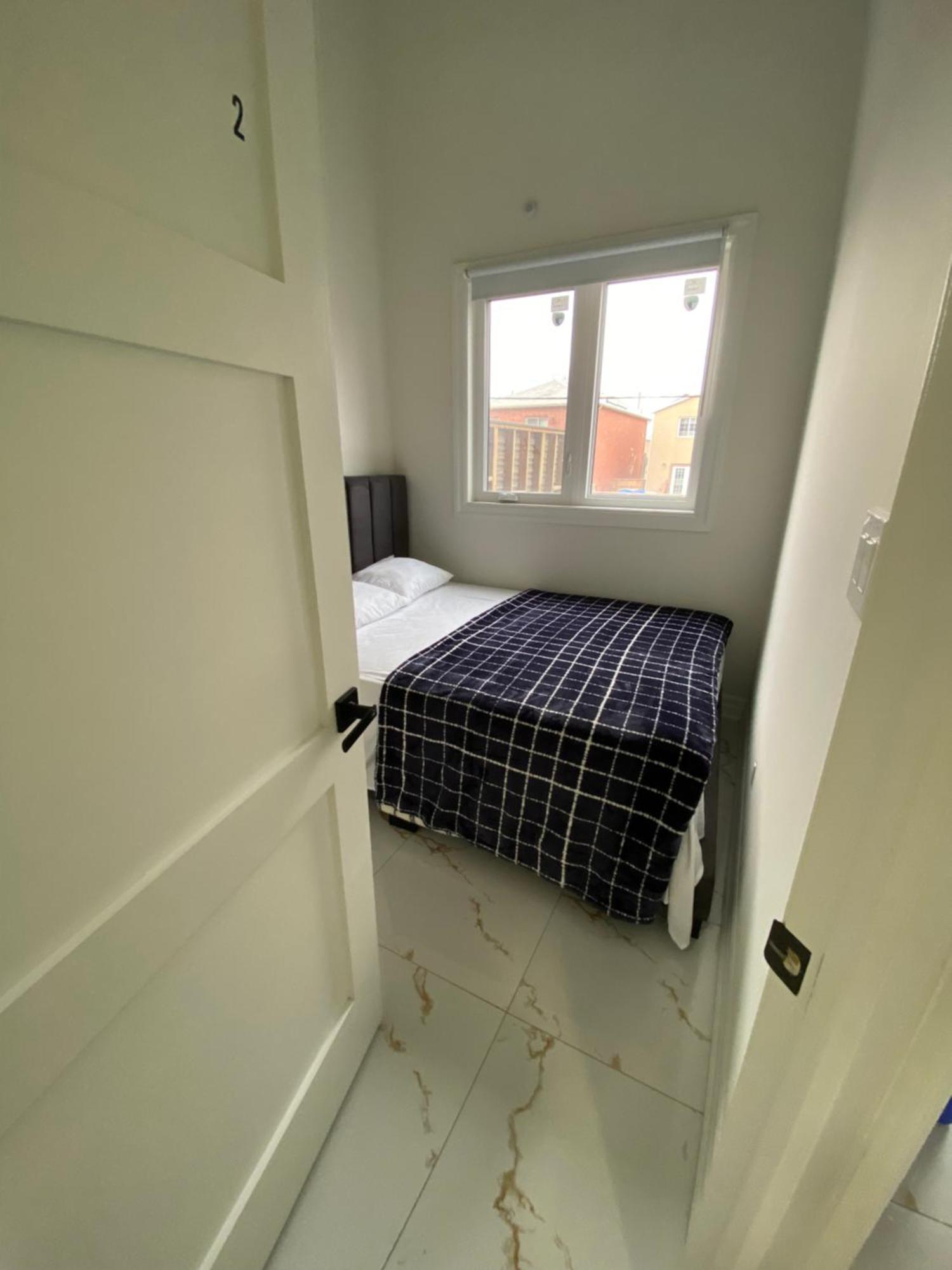 Modern Living -newly Built *