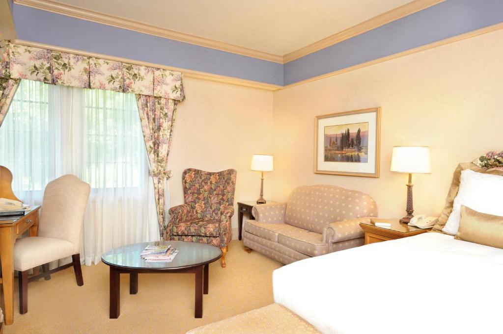 Old Mill 4*
