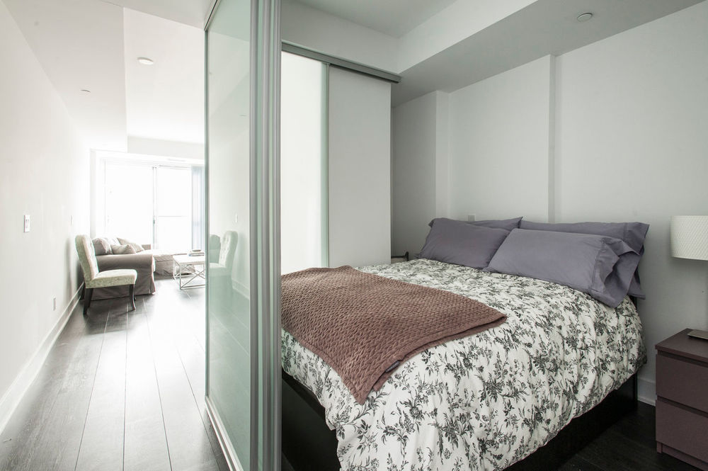 Beautiful King West 3*