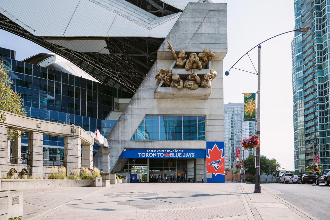 Premium 2-bedroom With Cn Tower & Views *