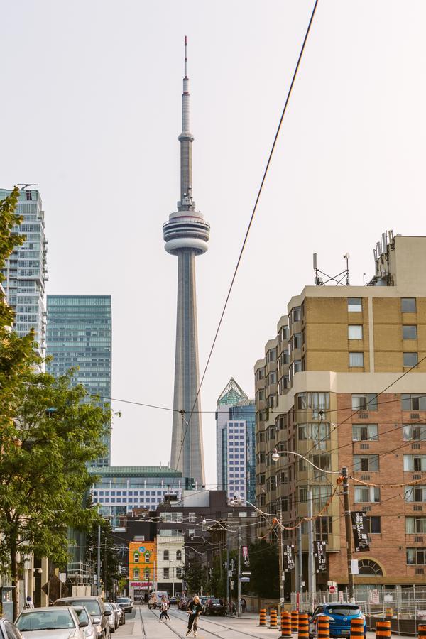 Premium 2-bedroom With Cn Tower & Views *