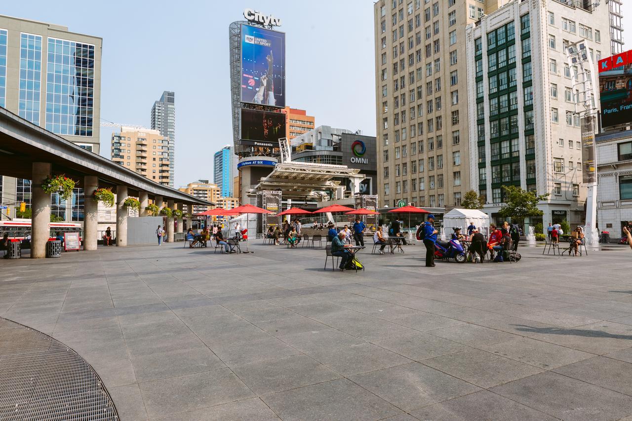 Premium 2-bedroom With Cn Tower & Views Toronto