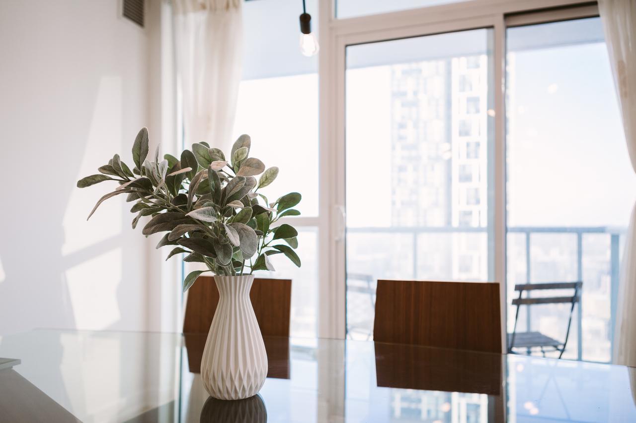 Premium 2-bedroom With Cn Tower & Views Toronto