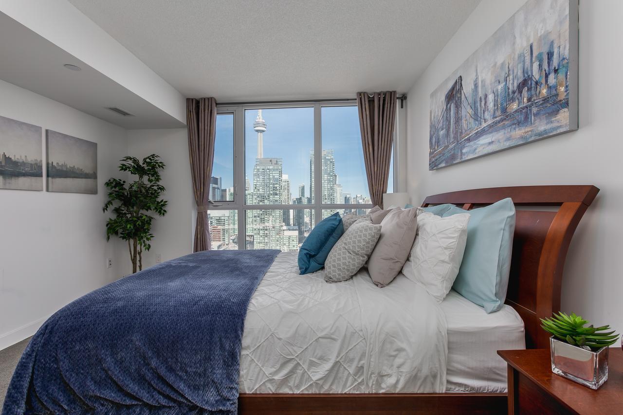 Premium 2-bedroom With Cn Tower & Views Toronto