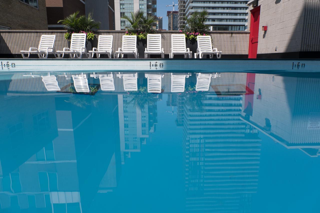 The Roehampton 2* Toronto