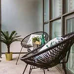 The Maple Boutique Suites Vr