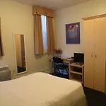 Victoria\'S Mansion Guest House