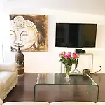 Luxury Living On The Lake! 3 Bedroom 2 Bath Extended Balcony And Parking