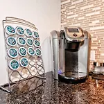 Lux Condo Near Cn Tower W/Amazing View + Parking!
