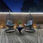 Renovated Guest Suite Near The Lake & High Park In Toronto!