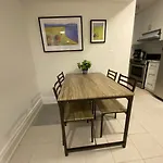 Yorkmills And Bayview !Bb Spacious And Stylish Private Bedroom With Shared Bathroom