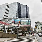 Front Street Suites