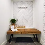 Renovated Guest Suite Near The Lake & High Park In Toronto!
