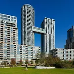 Luxurious Condo In The Center Of Downtown