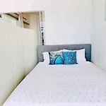 Downtown High Floor Condo Suites With Balcony