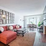 Beautiful And Spacious Luxury Home
