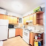 O Canada Guest House