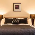 Metropolis Loft - Cn Tower