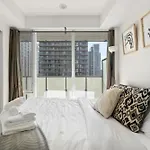 Trendy 1Bedroom Downtown Toronto Condo
