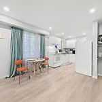 Private Cozy Bedroom Wi-Fi Workspace