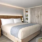 1 Hotel Toronto