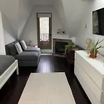 Bright, Private, Peaceful Suite With Retail Conveniences Steps Away