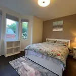 Captain House