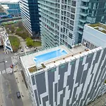 Estate 1 Bedroom Condo Front Street West