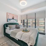 Designer One Bedroom Suite - Yorkville