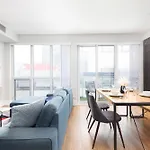 Perfect Condo Sleeps 4 Across From Cn Tower!