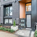 Chic 3-Bedroom Condo Near High Park