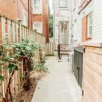 Charming Family House 3 Bdr With Balcony