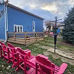 Luxury Family House 3 Beds, 1 Bath, 5 Guest