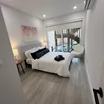 New Modern 3Br Loft W Parking&Terrace Close To Beach