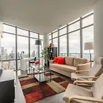 Great View High Rise In Central Toronto
