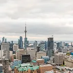 Great View High Rise In Central Toronto