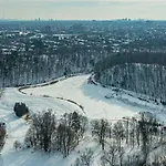 Entire House In Heart Of North York In The Nature