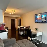 Perfect Location - Comfy Suite