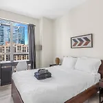 3 Bedroom Beside Cn Tower With Parking Downtown Toronto