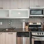 Aoc Suites - Penthouse Condo
