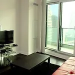 E.S.I Furnished Suites On Bay