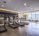 Maryam Suites Hullmark Centre