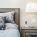 Premium 2Bdrm In Yorkville