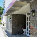 Hotel 89 Yorkville