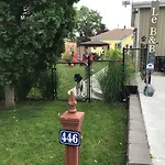 Le B & B