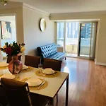 Luxury 3 Bedroom/2 Bathroom Apartment With Cn Tower View In The Heart Of Downtown Toronto