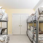 Simply Comfort. North York Guest House